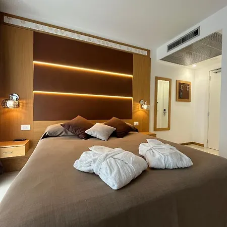 Mare Hotel 4*